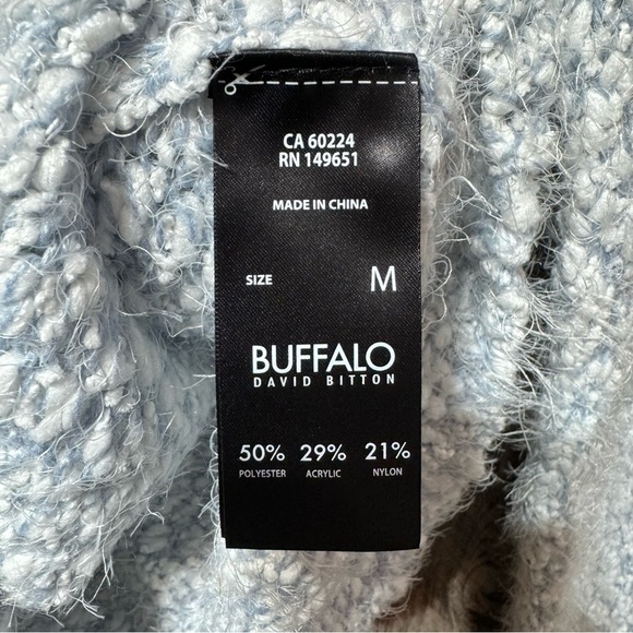 Buffalo David Bitton- NWT Light Blue/White Eyelash Knit Sweater- Sz. M - Picture 7 of 9
